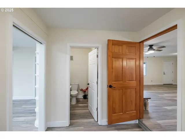 $745,000 | 40235 Rainbow Drive, Scio, OR 97374