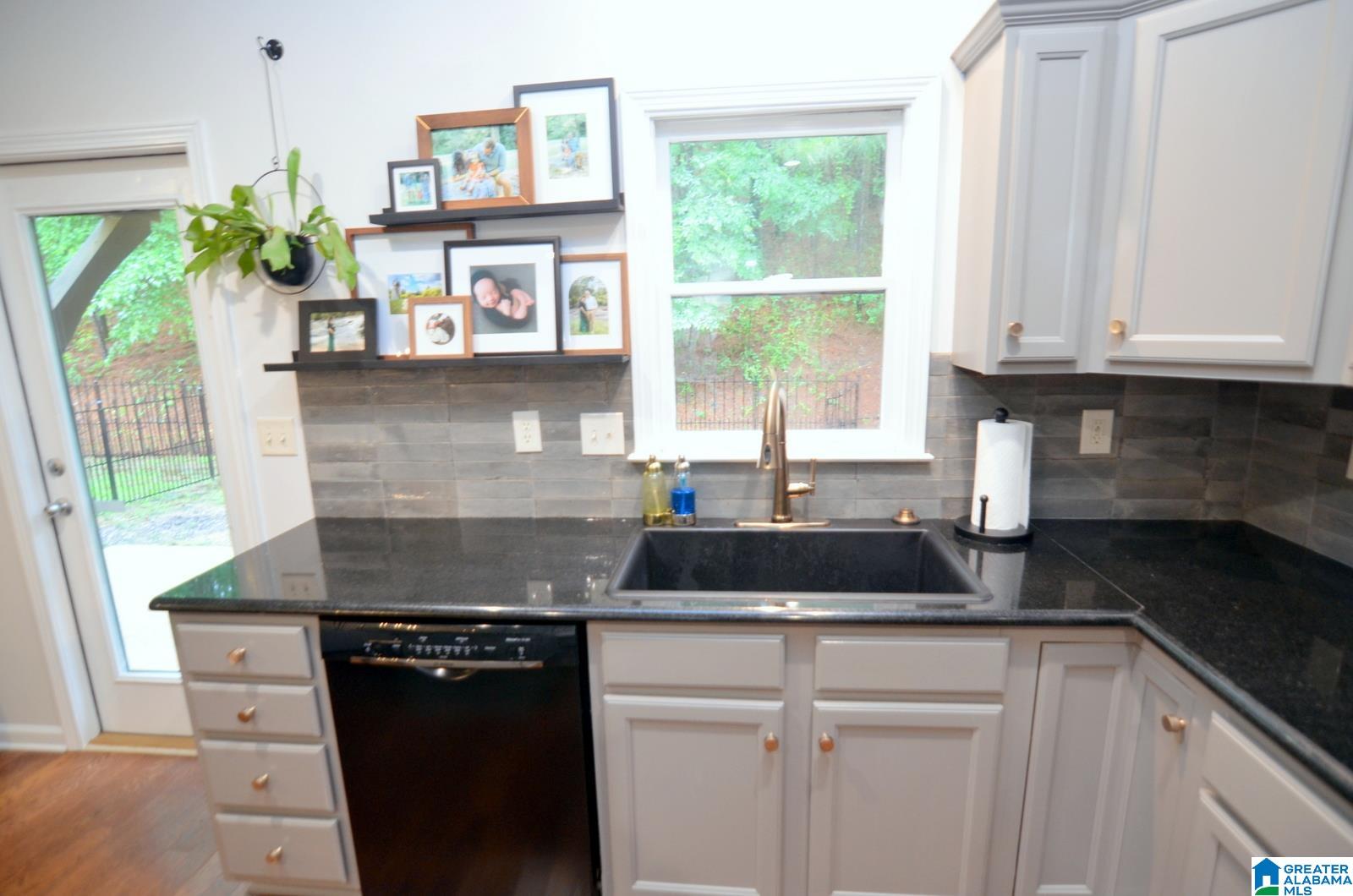1033 Inverness Cove Way, Unit 32B Hoover, AL 35242 - Photo 25 of 52