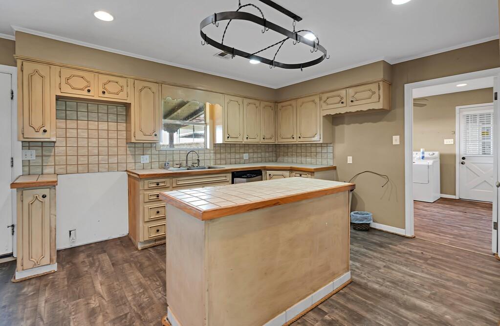 596 Saffle Road Robinson, TX 76706 - Photo 8 of 38