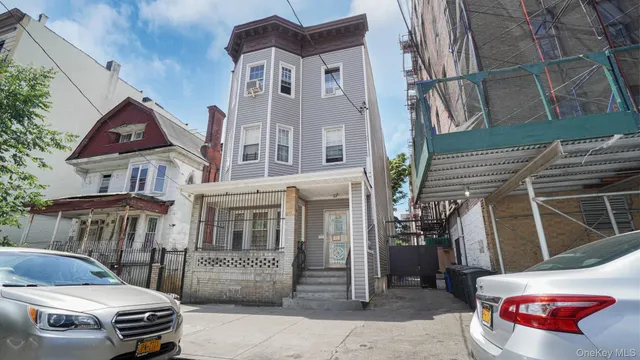 $1,275,000 | 32 North Street | University Heights