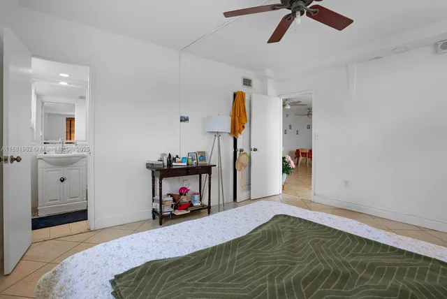 $490,000 | 1300 Lincoln Road, Unit A701, Miami Beach, FL 33139