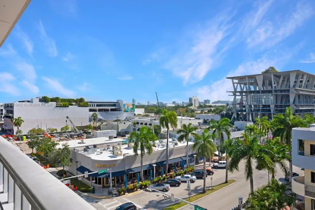 $490,000 | 1300 Lincoln Road, Unit A701, Miami Beach, FL 33139