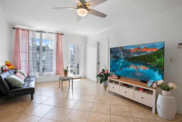 $490,000 | 1300 Lincoln Road, Unit A701, Miami Beach, FL 33139