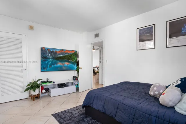 $490,000 | 1300 Lincoln Road, Unit A701, Miami Beach, FL 33139