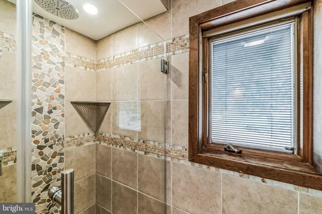 a view of a storage & utility room