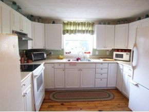 Spacious Kitchen