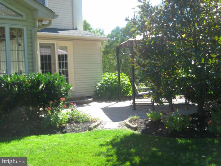 23 Raleigh Lane Marlton, NJ 08053 - Photo 4 of 6 Gallery Image 4