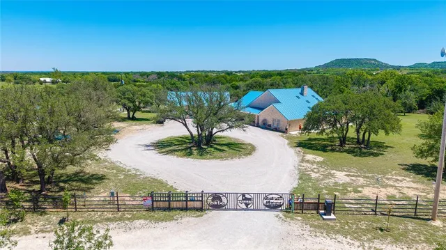 $659,900 | 3612 Highway 1689, Comanche, TX 76442