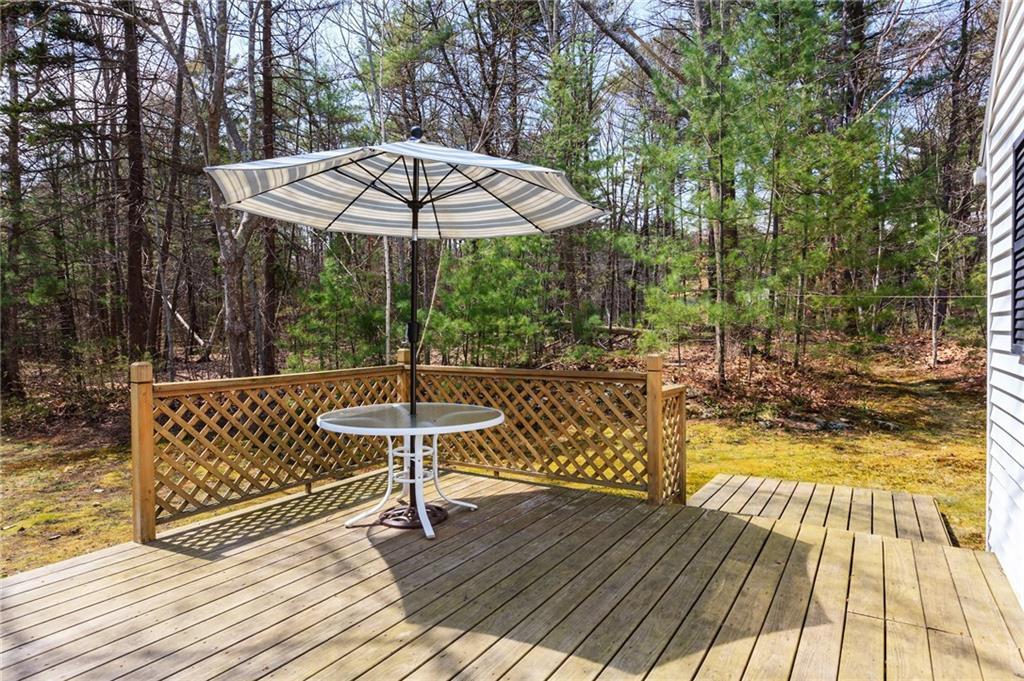 158 Shore Road York, ME 03902 - Photo 20 of 25 Photo