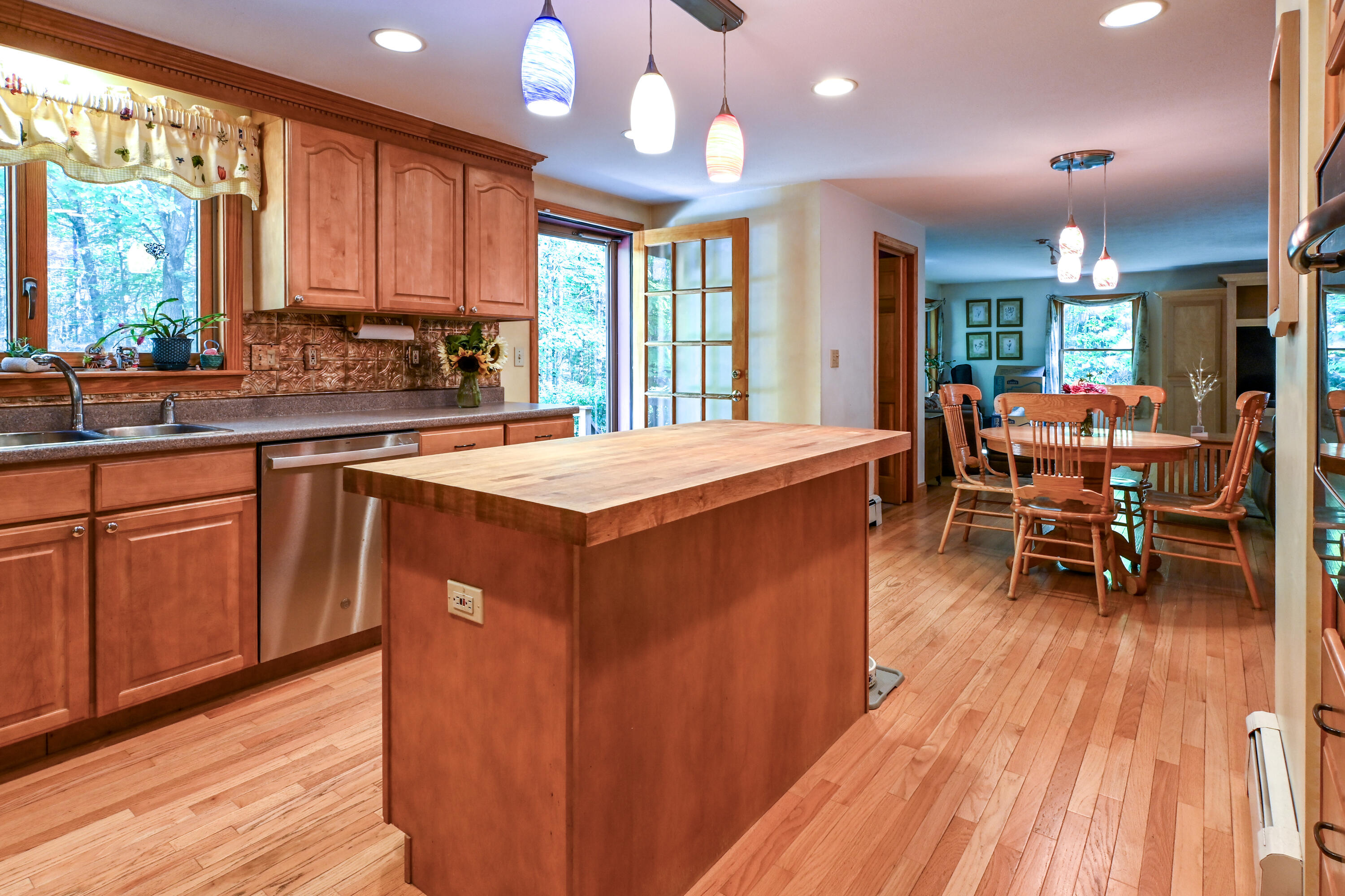 465 Manchester Road Steep Falls, ME 04085 - Photo 5 of 111 465ManchesterRd-57