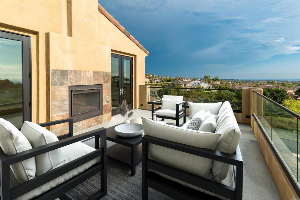 6768 Strawberry Place Carlsbad, CA 92011 - Photo 29 of 53 This image has been virtually staged.