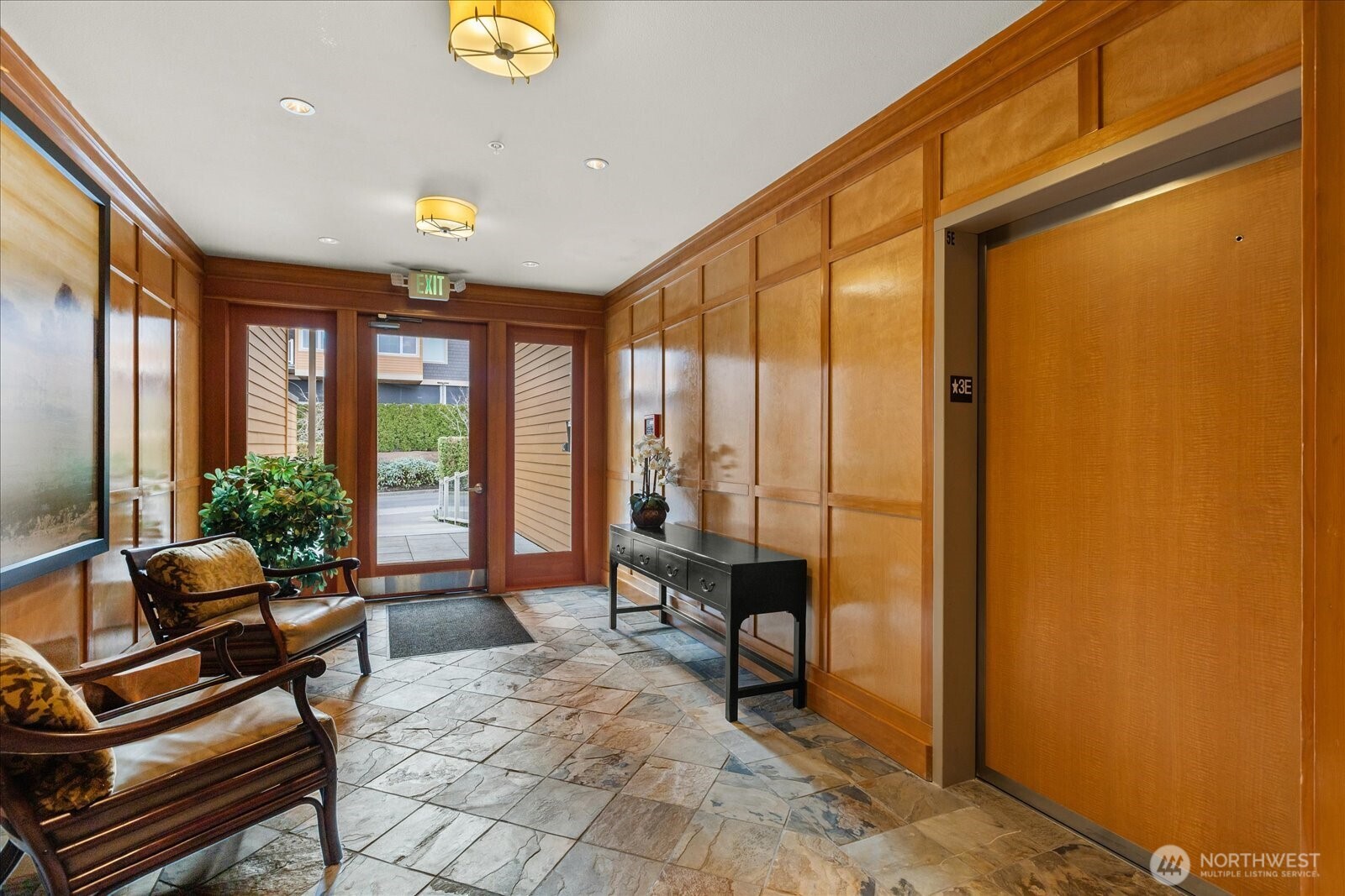 51 Pine Street, Unit 201 Edmonds, WA 98020 - Photo 4 of 36