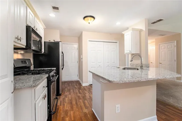 $2,300 | 3199 Liberty Commons Drive Northwest, Kennesaw, GA 30144