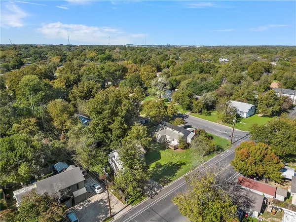 $340,000 | 3600 Sanger Avenue, Waco, TX 76710