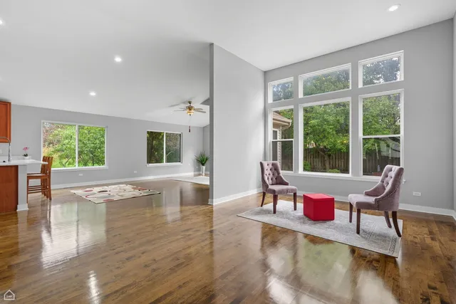 $479,000 | 2008 Crooked Tree Court, McHenry, IL 60050