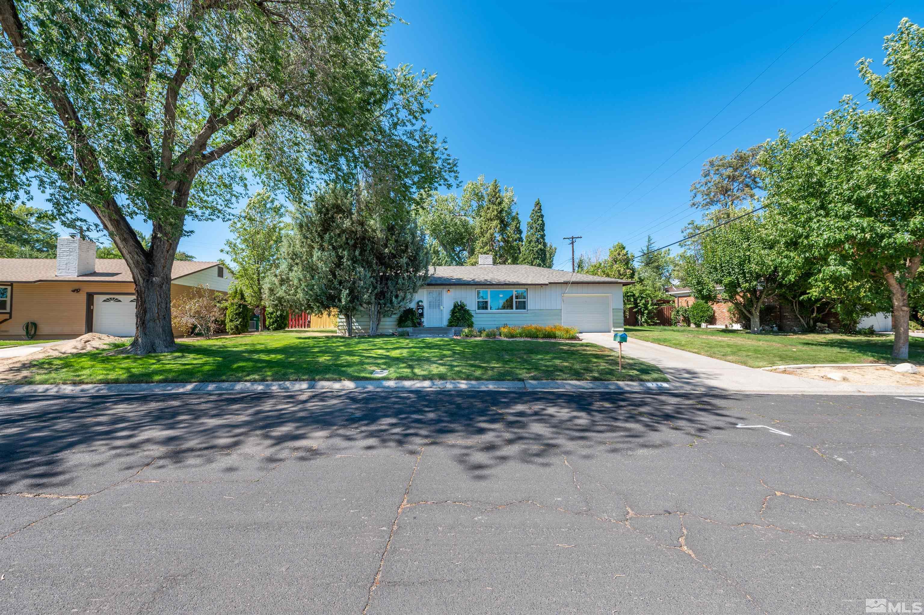 735 West 11th Street Reno, NV 89503 - Photo 3 of 25 Photo 3