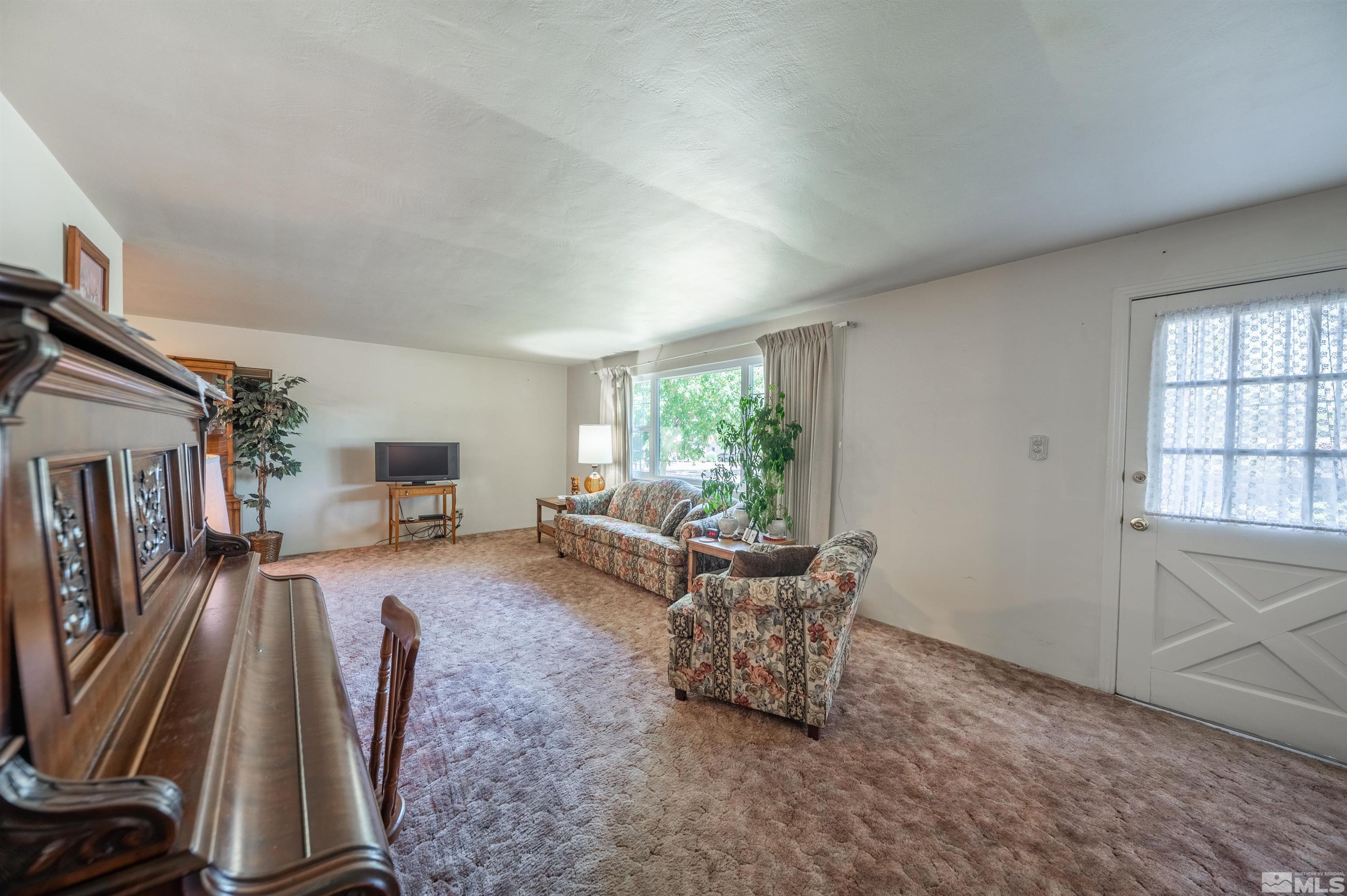 735 West 11th Street Reno, NV 89503 - Photo 7 of 25 Photo 7