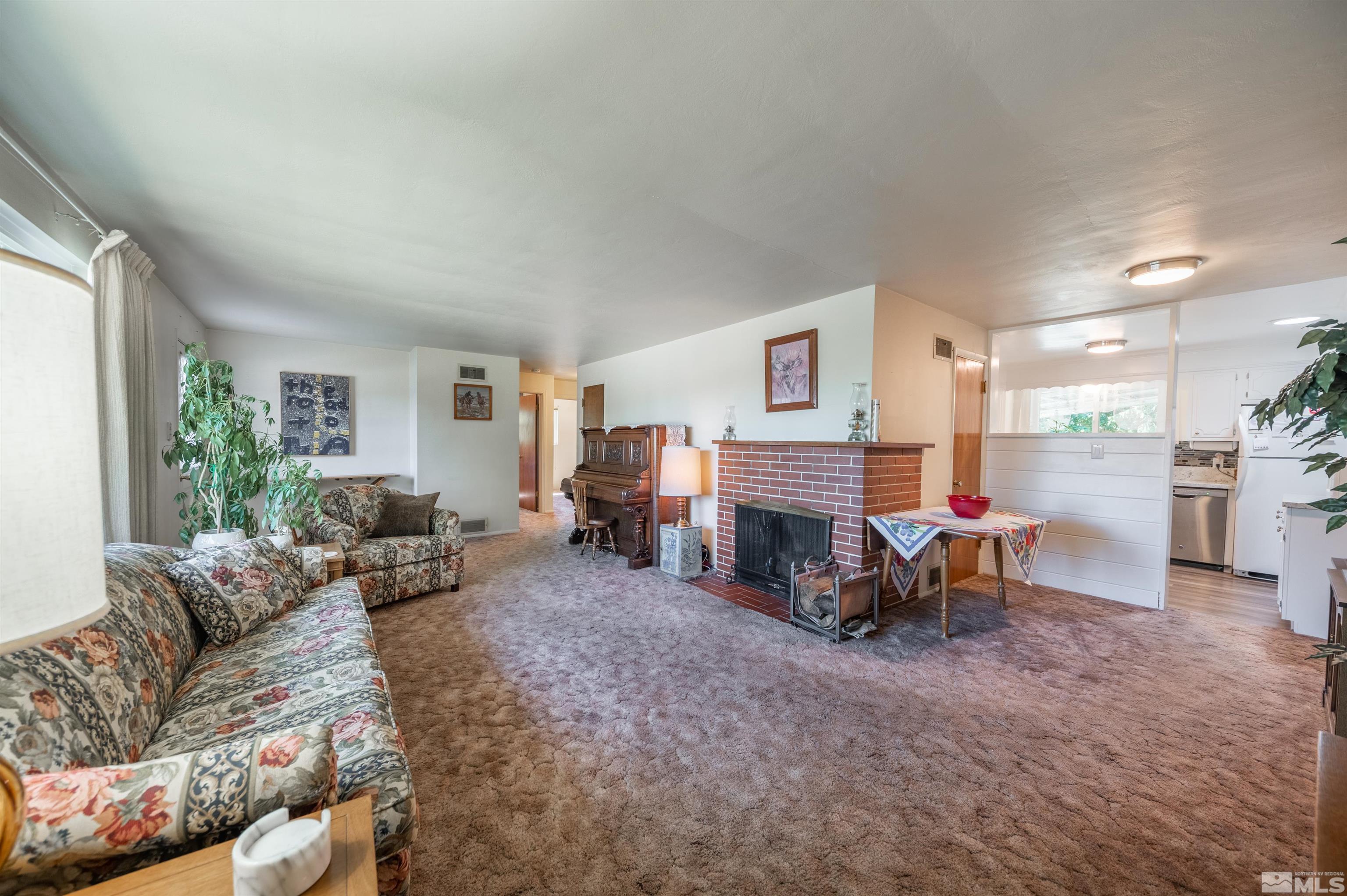 735 West 11th Street Reno, NV 89503 - Photo 8 of 25 Photo 8