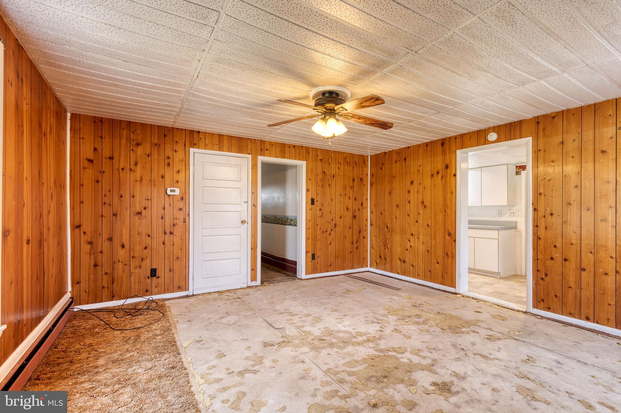 7612 Gaither Road Sykesville, MD 21784 - Photo 13 of 46 Main Level Bedroom 2