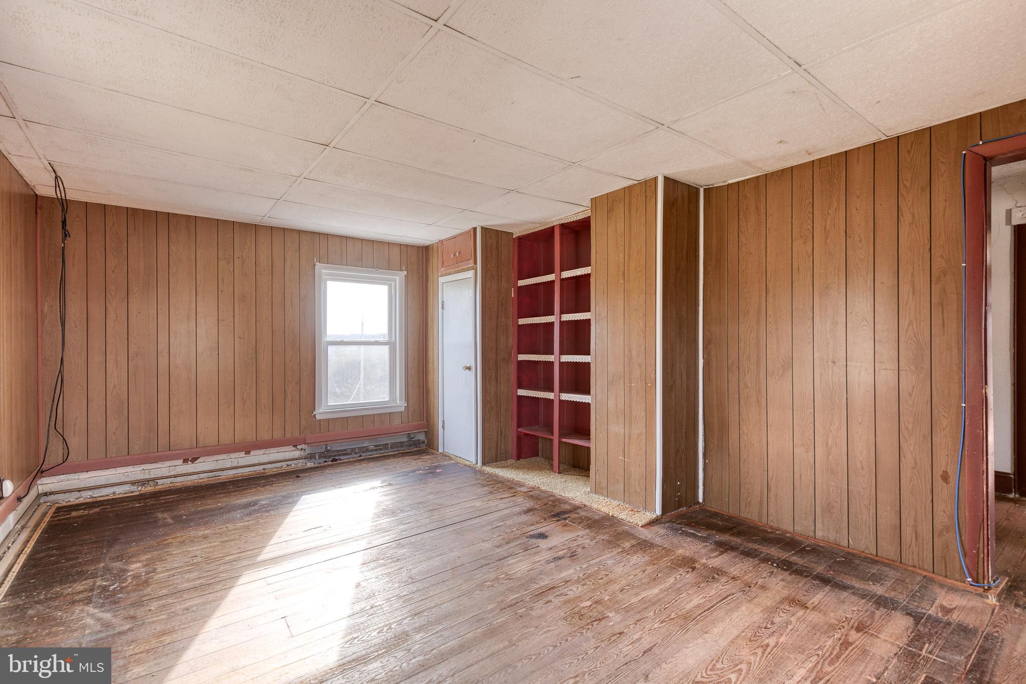 7612 Gaither Road Sykesville, MD 21784 - Photo 22 of 46 2nd Level Bedroom 3