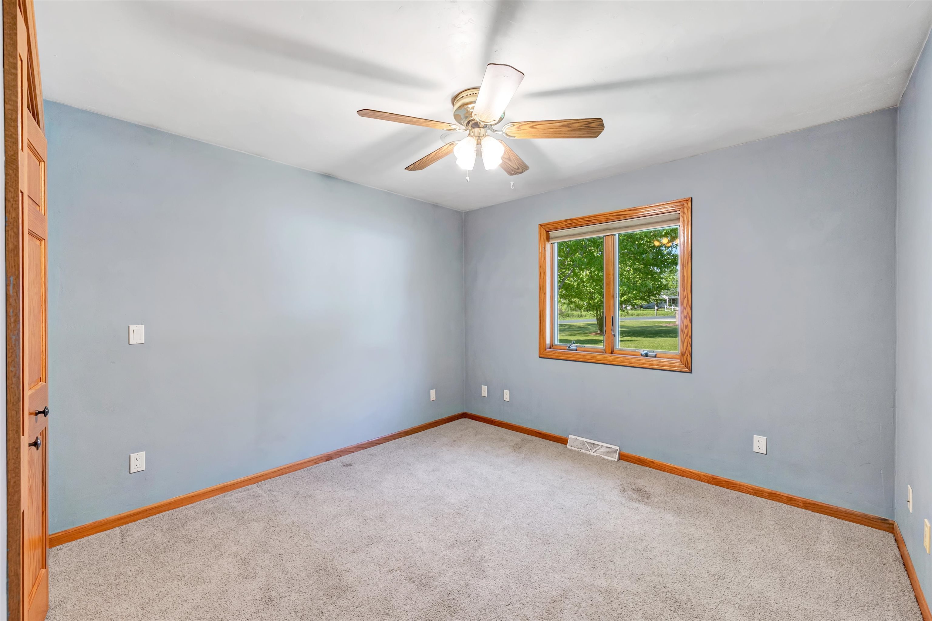 5813 North Avenue Denmark, WI 54208 - Photo 19 of 51