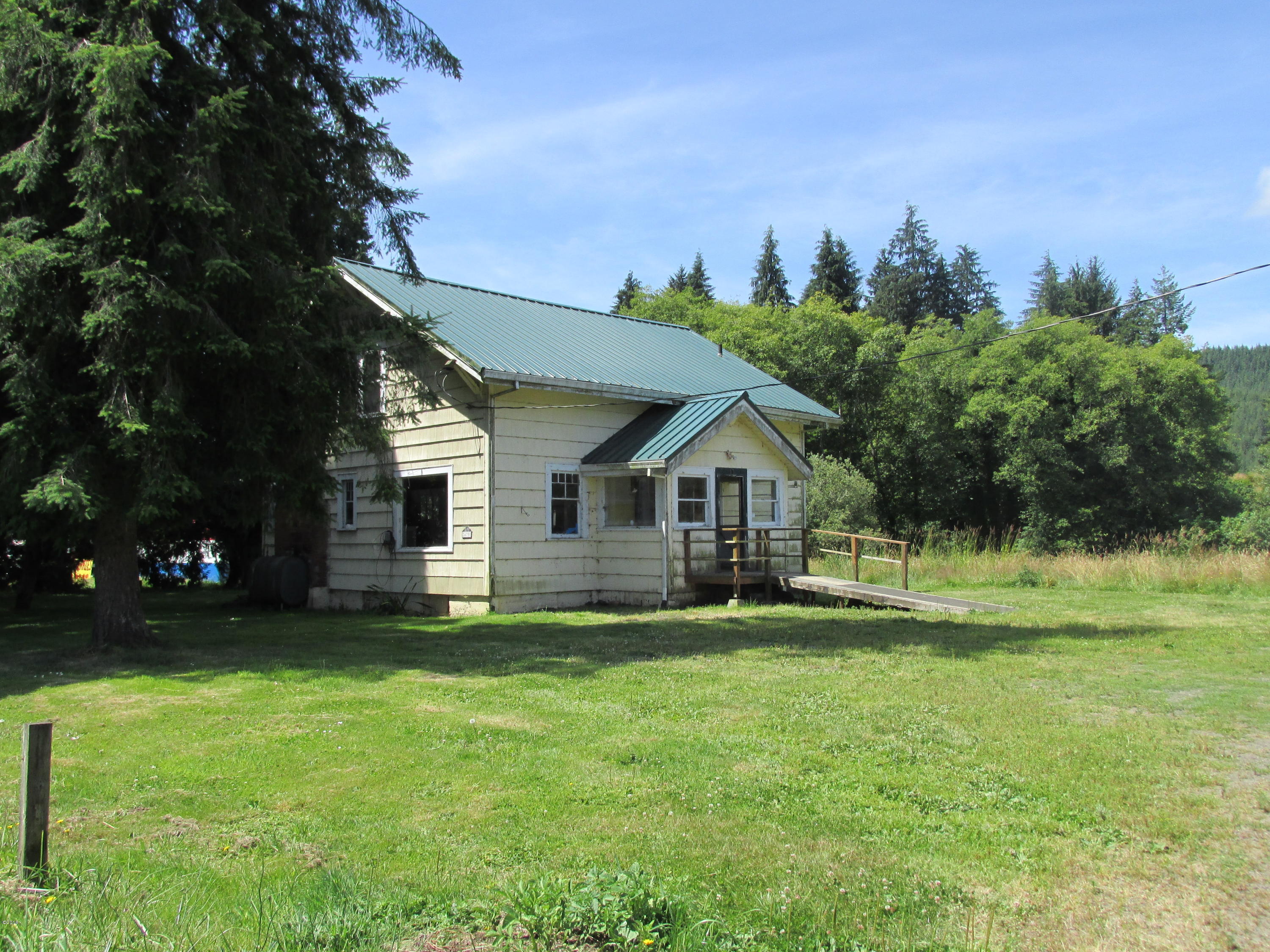 House on over 3 acres