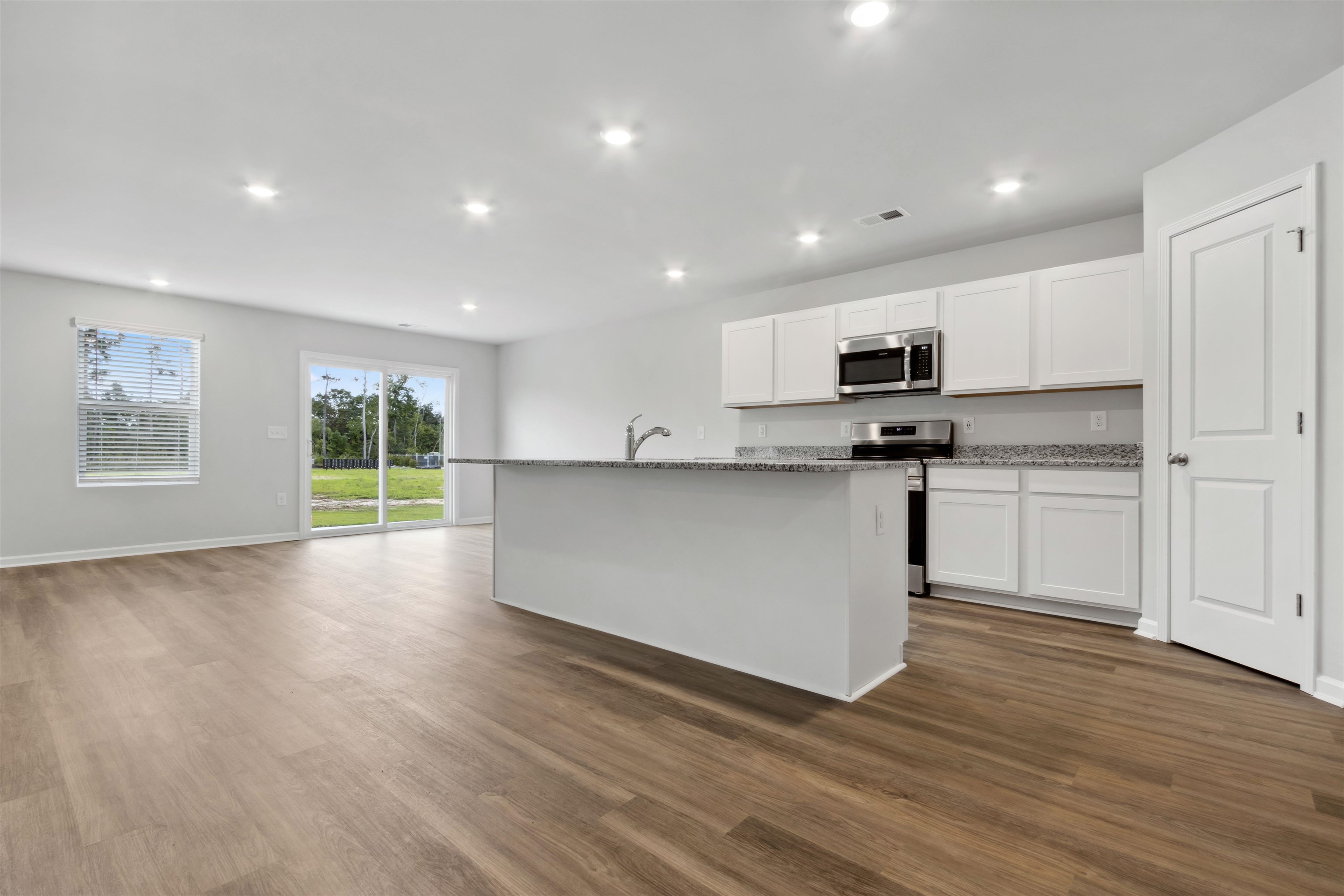 837 Rivas Court Conway, SC 29527 - Photo 8 of 40