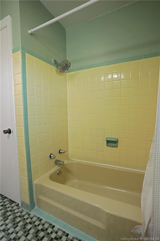 2611 West Robin Road New Albany, IN 47150 - Photo 15 of 41 Gallery Image 15