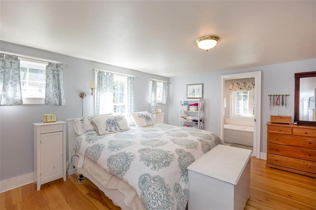 8 Mayflower Drive Cumberland, ME 04021 - Photo 14 of 17 Photo