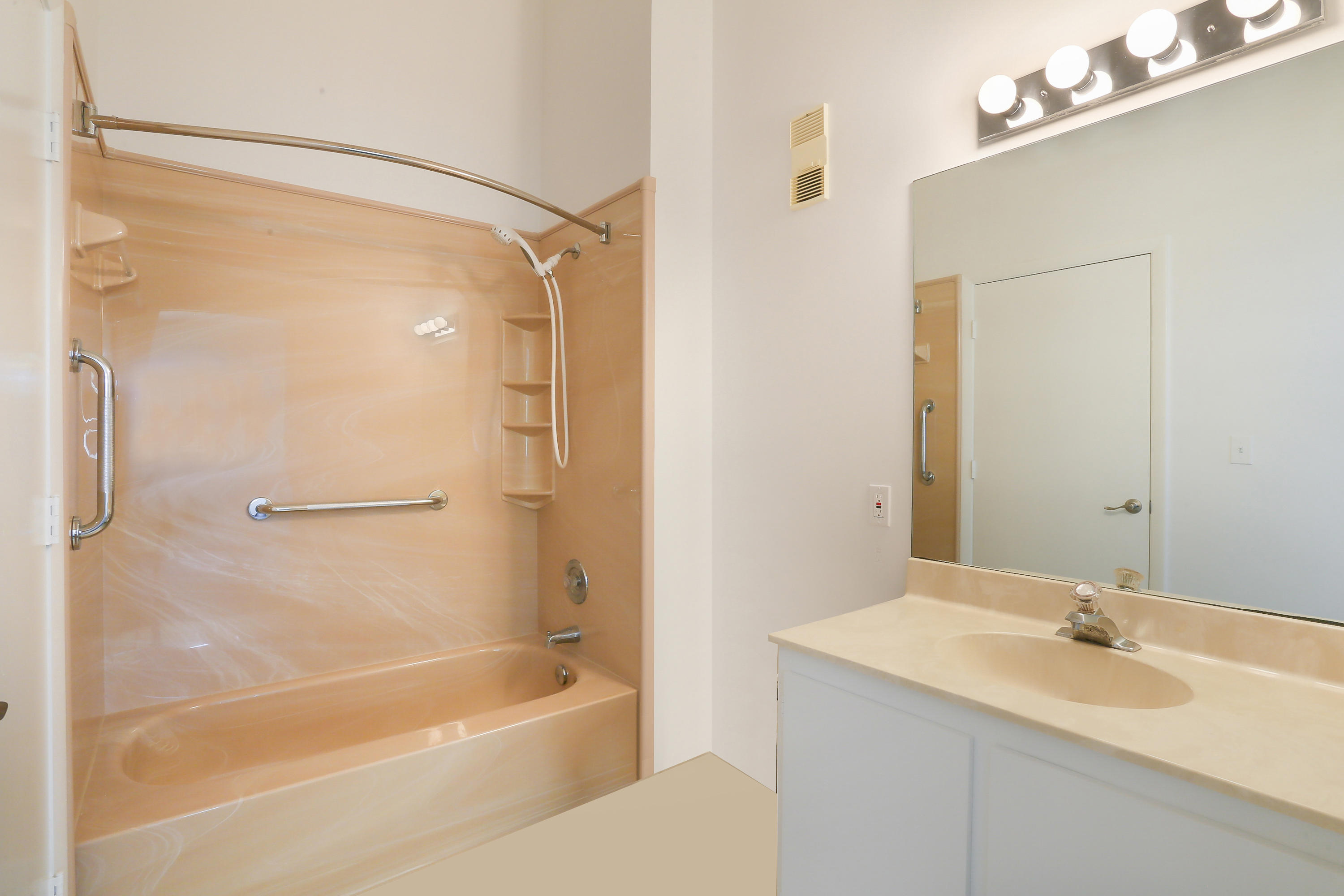 6053 Old Court Road, Unit 307 Boca Raton, FL 33433 - Photo 16 of 20 iUSE photography_3U5A1519 copy