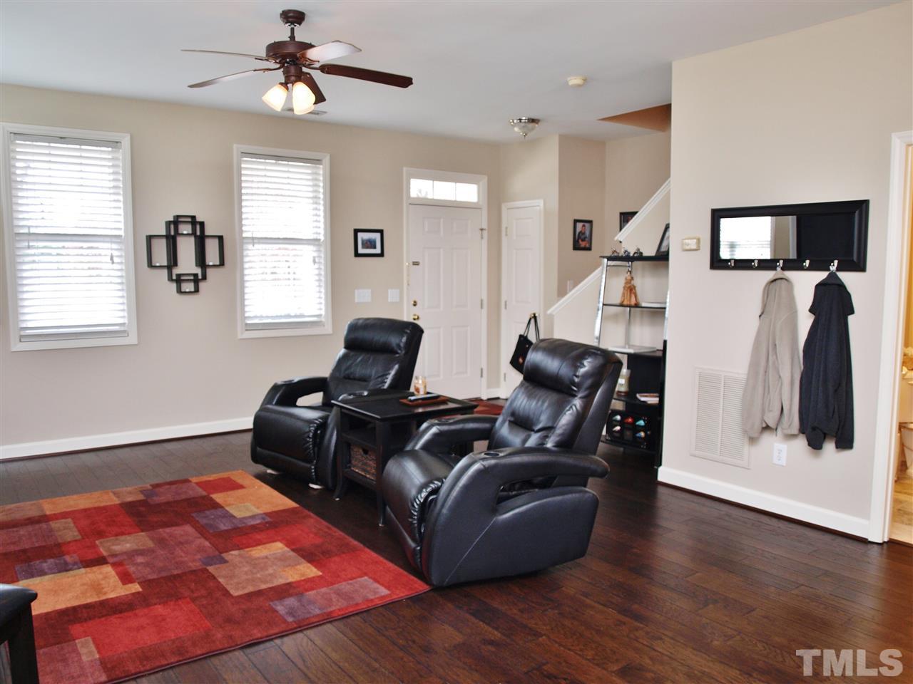 12540 Spruce Tree Way Raleigh, NC 27614 - Photo 4 of 16 Gallery Image 4