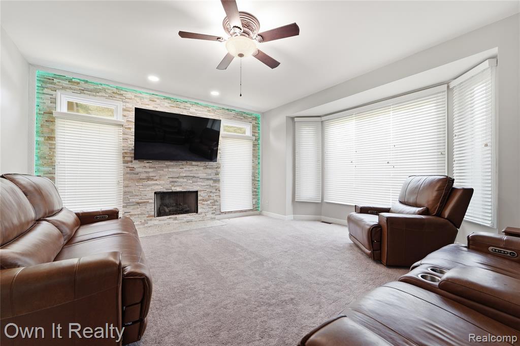 48280 Gladstone Road Canton, MI 48188 - Photo 24 of 59 Gallery Image 24