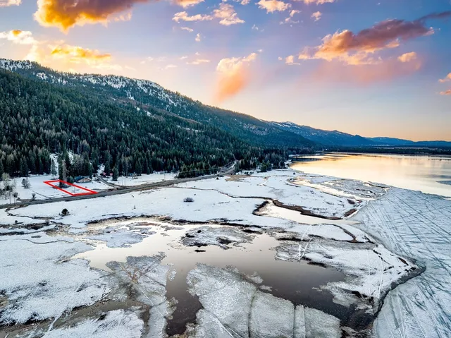 $399,900 | 2273 West Mountain Road, Unit 11, Donnelly, ID 83615