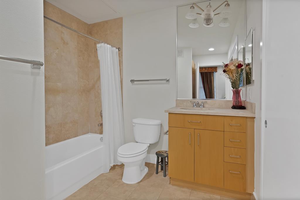 5055 Addison Circle, Unit 434 Addison, TX 75001 - Photo 16 of 32