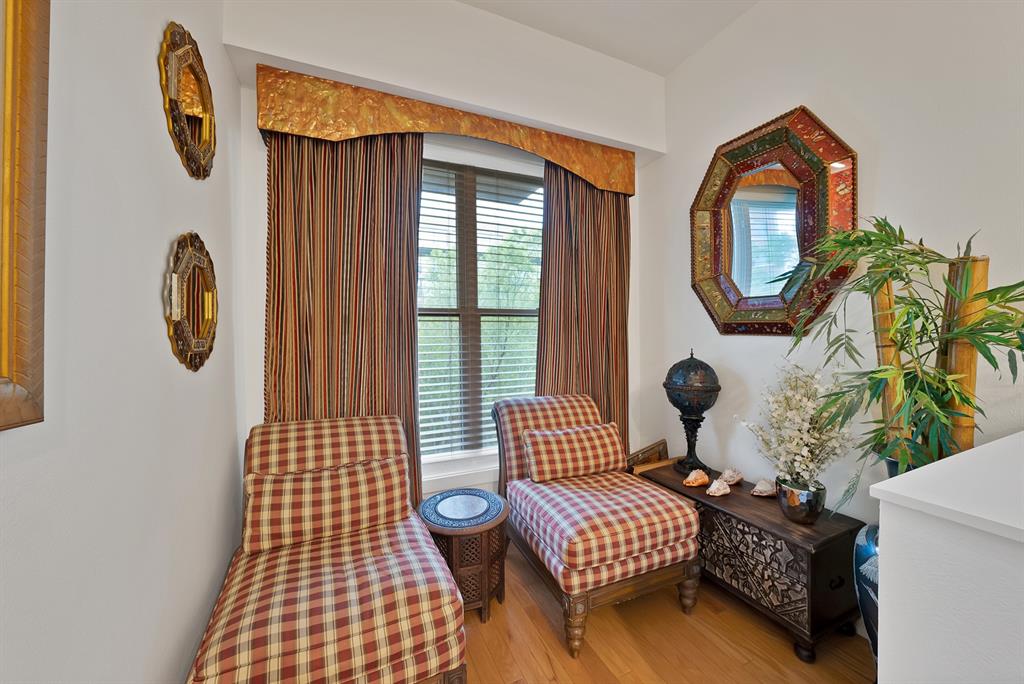 5055 Addison Circle, Unit 434 Addison, TX 75001 - Photo 20 of 32