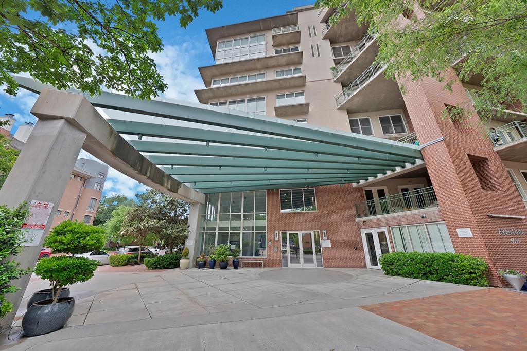 5055 Addison Circle, Unit 434 Addison, TX 75001 - Photo 2 of 32