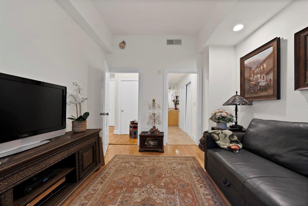 5055 Addison Circle, Unit 434 Addison, TX 75001 - Photo 24 of 32