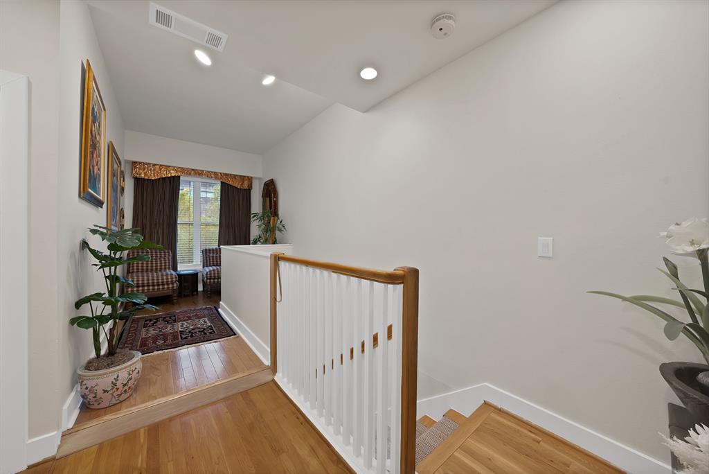 5055 Addison Circle, Unit 434 Addison, TX 75001 - Photo 28 of 32