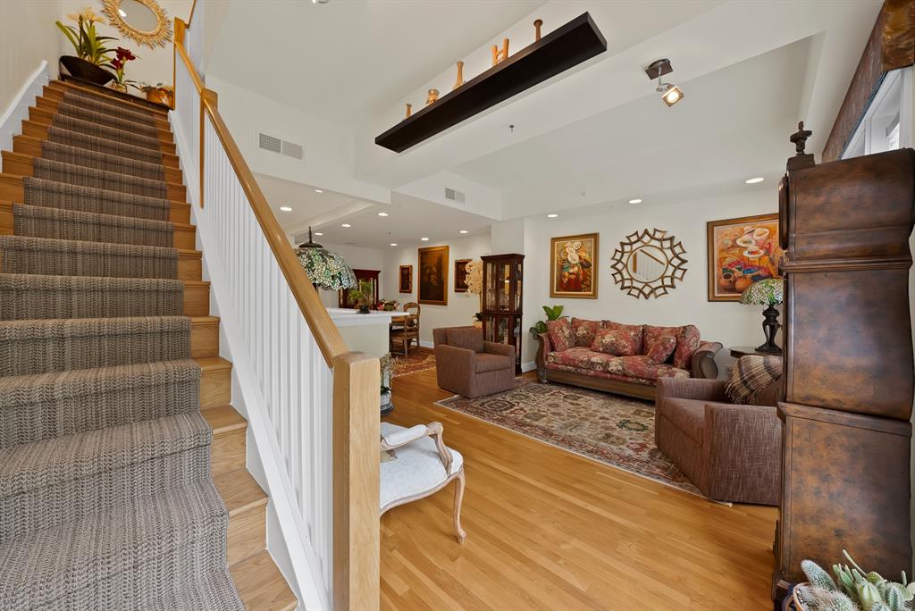 5055 Addison Circle, Unit 434 Addison, TX 75001 - Photo 7 of 32