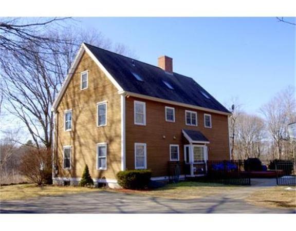 160 Burbank Road Sutton, MA 01590 - Photo 2 of 30