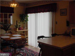 115 Bradbury Road Brookhaven, PA 19015 - Photo 4 of 6 Gallery Image 4