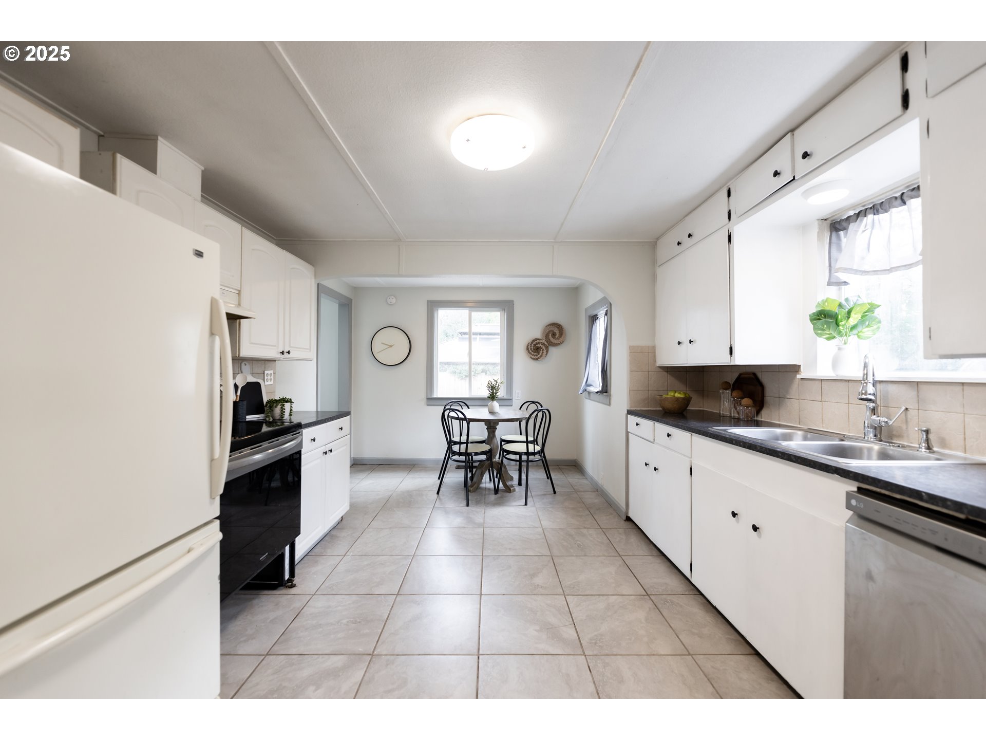 21765 Ferry Road Southeast Stayton, OR 97383 - Photo 7 of 25