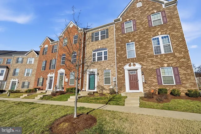 $450,000 | 703 Sky Bridge Drive, Upper Marlboro, MD 20774