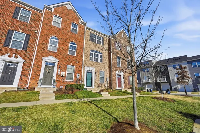 $450,000 | 703 Sky Bridge Drive, Upper Marlboro, MD 20774