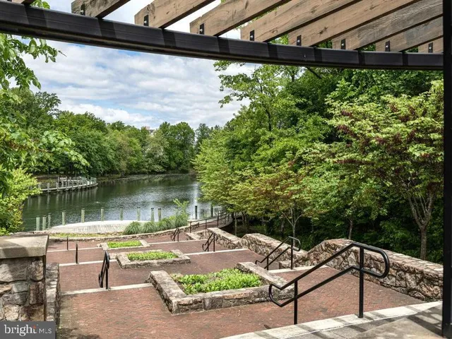 $450,000 | 703 Sky Bridge Drive, Upper Marlboro, MD 20774