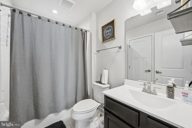 $450,000 | 703 Sky Bridge Drive, Upper Marlboro, MD 20774