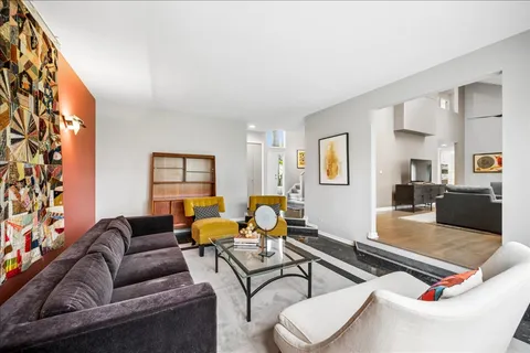 $939,000 | 1944 Beverly Lane, Buffalo Grove, IL 60089