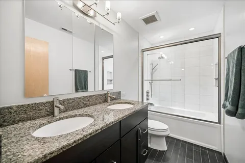 $939,000 | 1944 Beverly Lane, Buffalo Grove, IL 60089