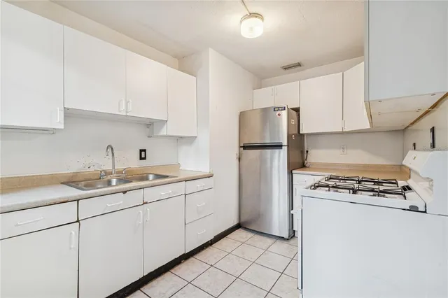 $225,000 | 1814 Northeast 6th Terrace, Gainesville, FL 32609