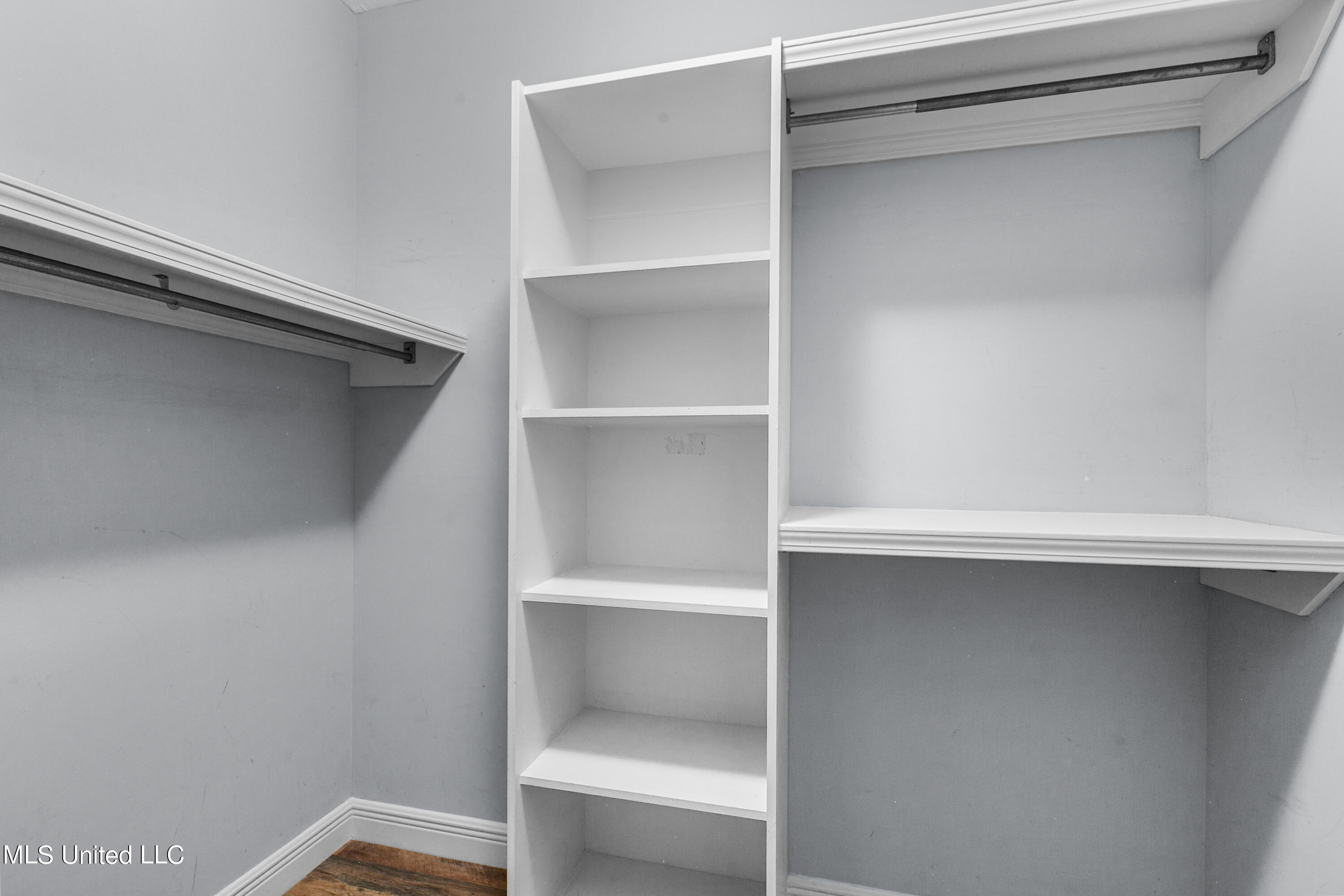 17 Charleston Circle Brandon, MS 39047 - Photo 44 of 51 17 Charleston Cir-47